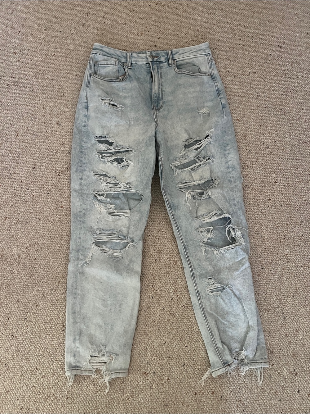 American Eagle High Rise Curvy Mom Jeans Size 12